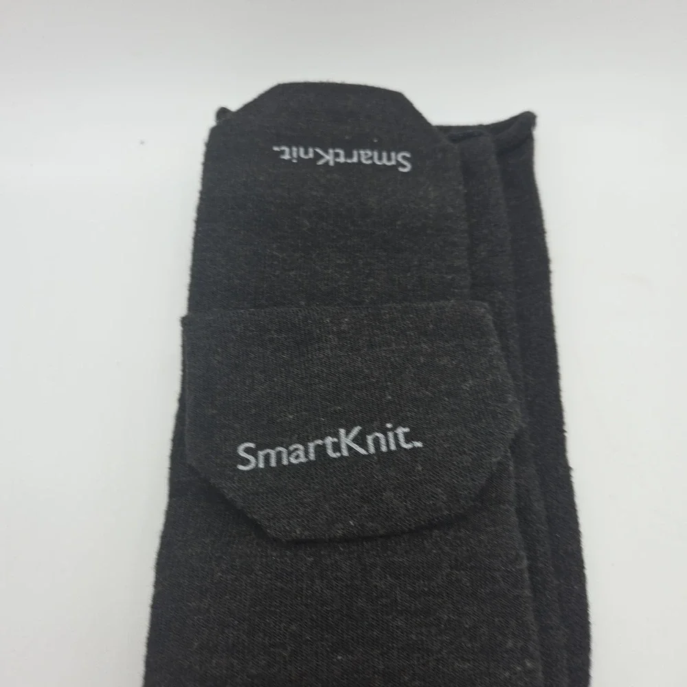 NEW SmartKnit Adult Seamless AFO Interface Pair Of Socks Adult Regular New Black
